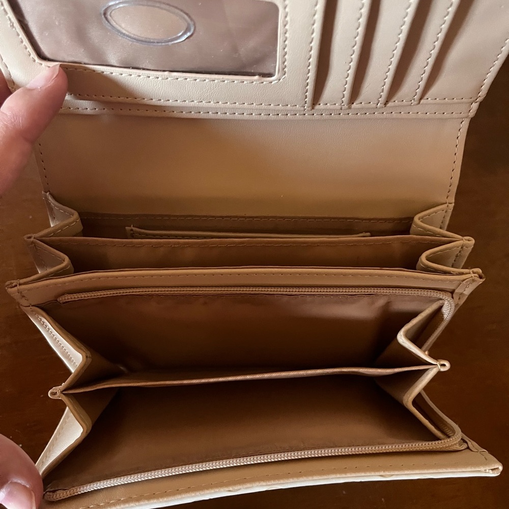 Guess Shoulder Bag With Matching Wallet - image 2